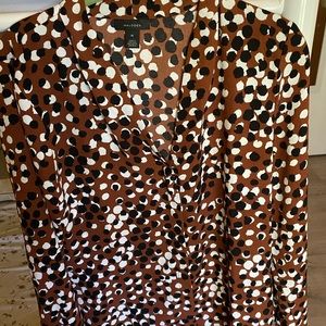 Halogen dotted button up